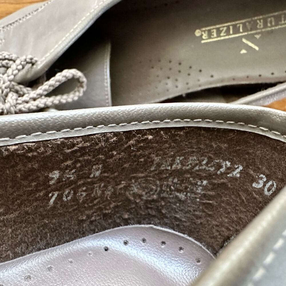 Naturalizer gray leather women’s lace up loafers size 9.5 - Picture 2 of 7